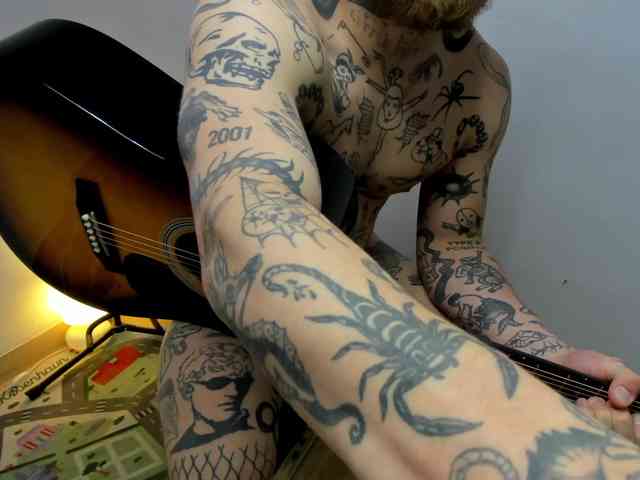 Layneinchains Layneinchains