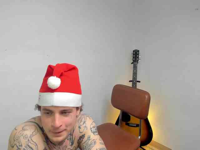 Layneinchains Layneinchains