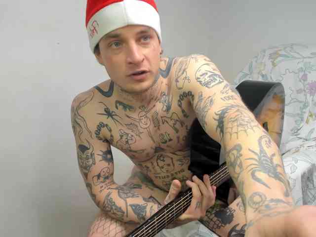 Layneinchains Layneinchains