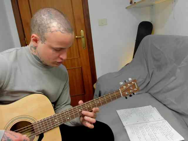 Layneinchains Layneinchains