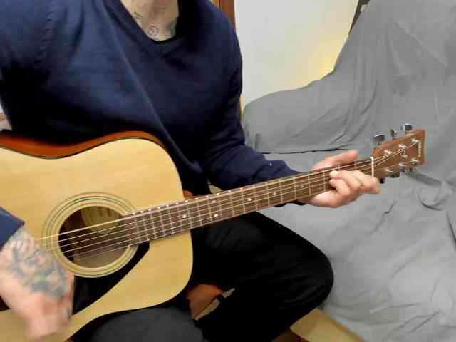 Layneinchains Layneinchains