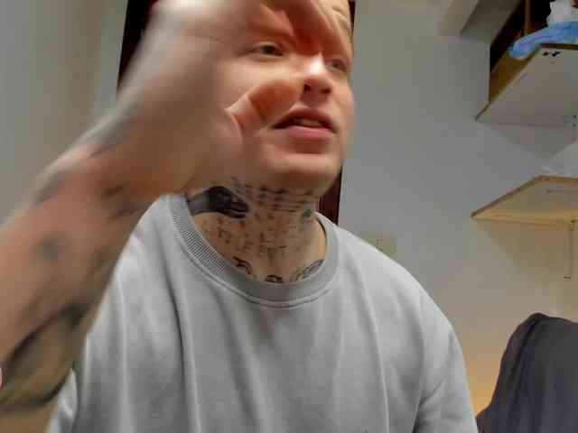 Layneinchains Layneinchains