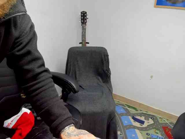 Layneinchains Layneinchains