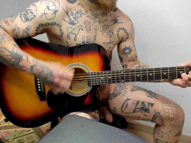 Layneinchains Layneinchains