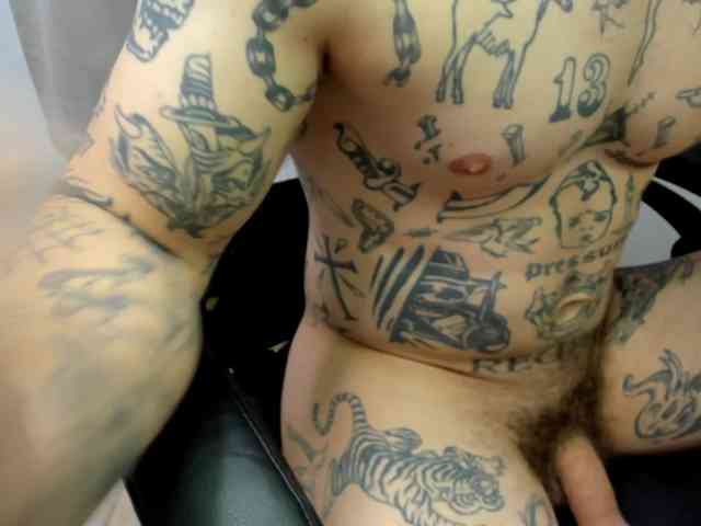 Layneinchains Layneinchains