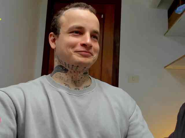 Layneinchains Layneinchains