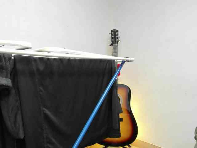 Layneinchains Layneinchains