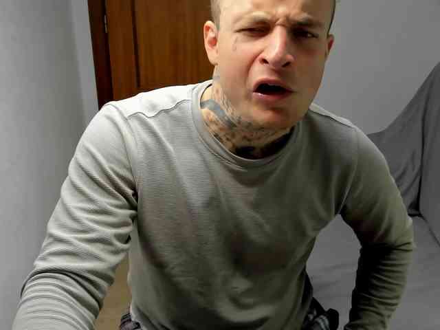 Layneinchains Layneinchains