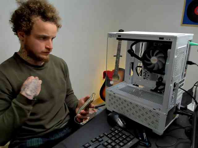 Layneinchains Layneinchains