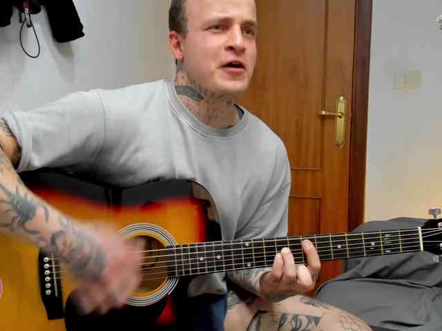 Layneinchains Layneinchains