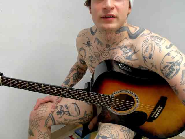 Layneinchains Layneinchains