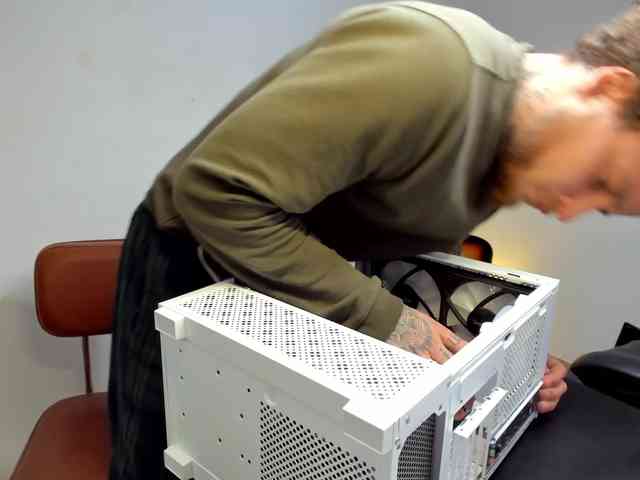 Layneinchains Layneinchains