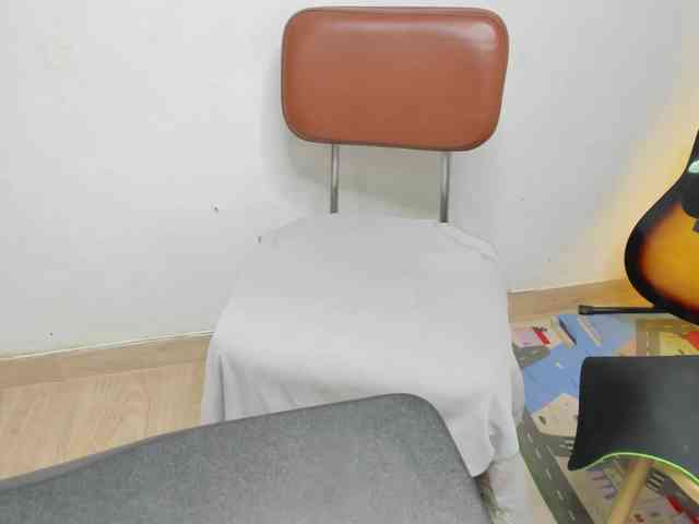 Layneinchains Layneinchains