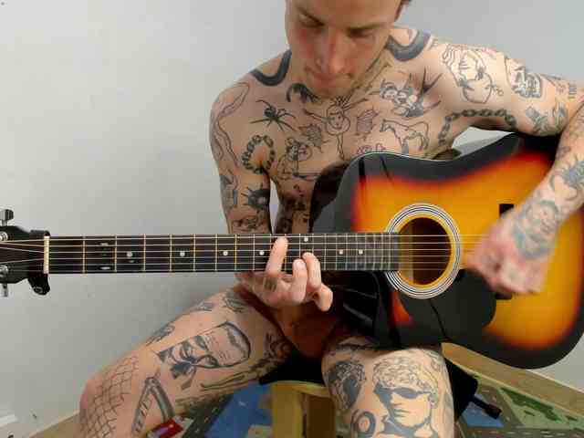 Layneinchains Layneinchains