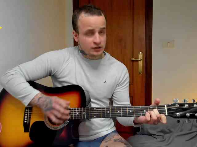 Layneinchains Layneinchains