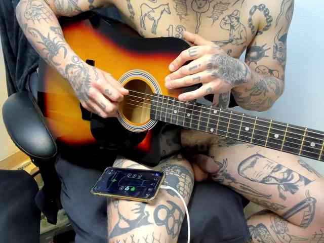 Layneinchains Layneinchains