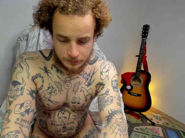 Layneinchains Layneinchains