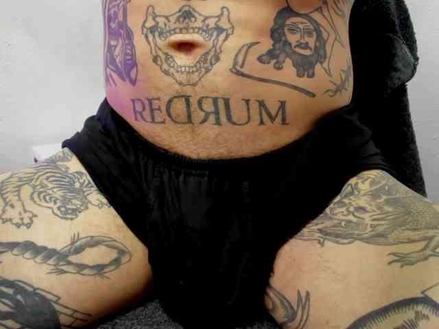 Layneinchains Layneinchains