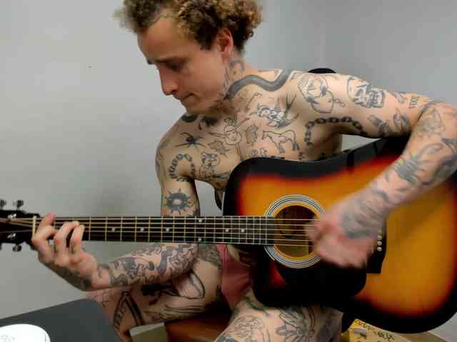 Layneinchains Layneinchains