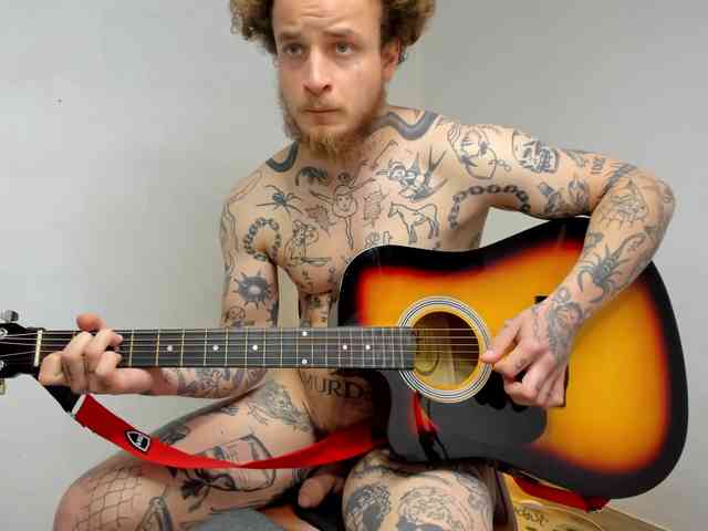 Layneinchains Layneinchains