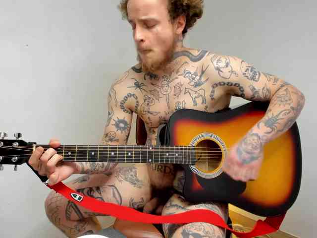 Layneinchains Layneinchains