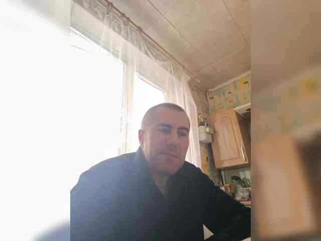 Vetalll777 Live Webcam on BongaCams