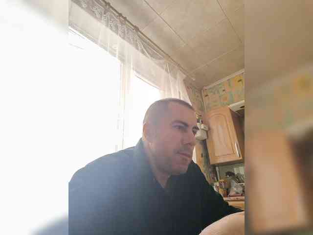 Vetalll777 Live Webcam on BongaCams