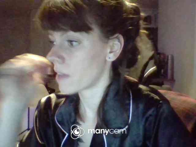EmilieEdelana webcam