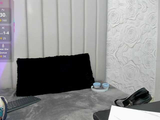 AlexaFoxy18's BongaCams show and profile