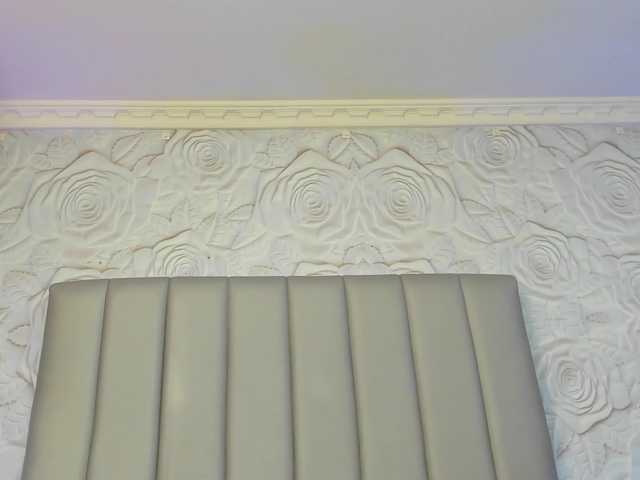 AlexaFoxy18's BongaCams show and profile