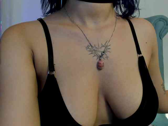 AlexaFoxy18 webcam