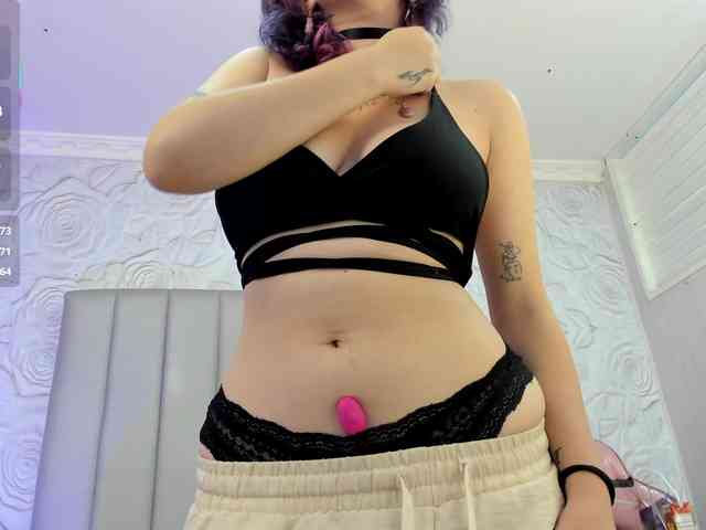 AlexaFoxy18 AlexaFoxy18