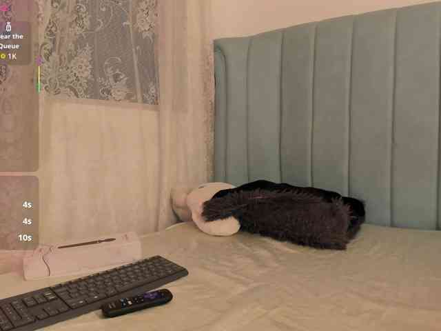 AlexaFoxy18 AlexaFoxy18