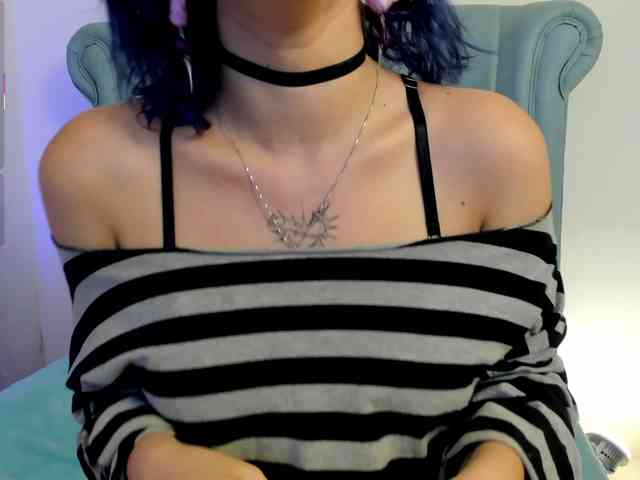 AlexaFoxy18 webcam