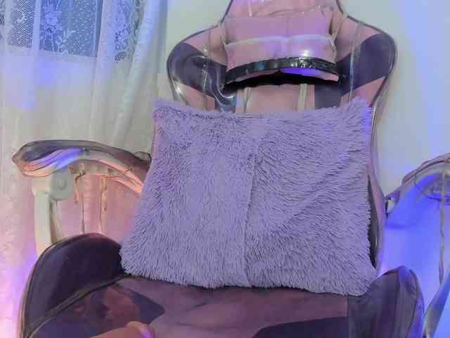 AlexaFoxy18