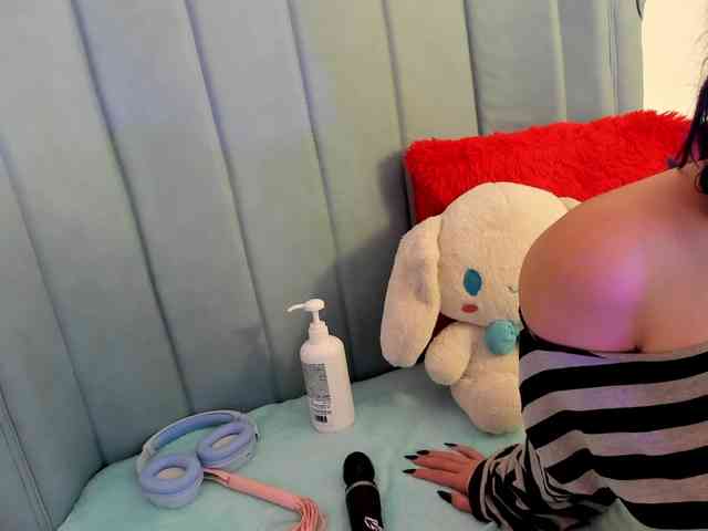 AlexaFoxy18 AlexaFoxy18