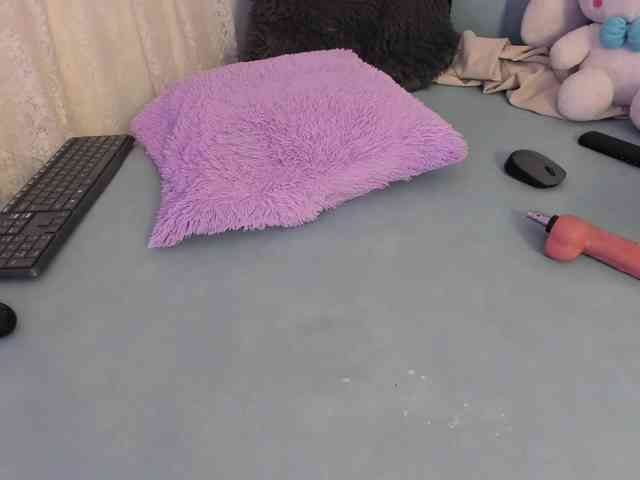 AlexaFoxy18 AlexaFoxy18