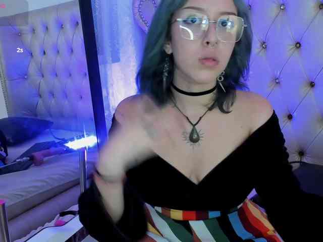 AlexaFoxy18 Live Webcam on BongaCams AlexaFoxy18 Live Webcam on BongaCams