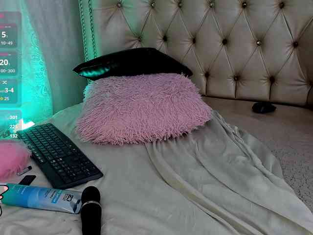 AlexaFoxy18 webcam