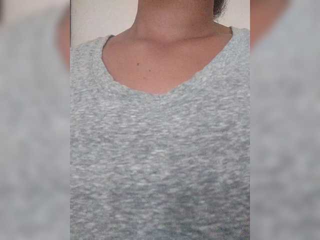 Clarravikuna's BongaCams show and profile