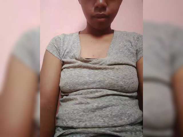 Clarravikuna's BongaCams show and profile