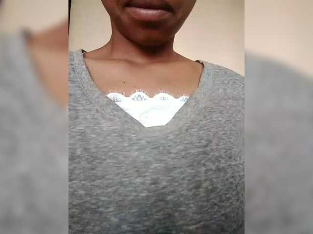 Clarravikuna's BongaCams show and profile