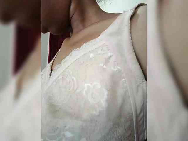 Clarravikuna Live Webcam on BongaCams