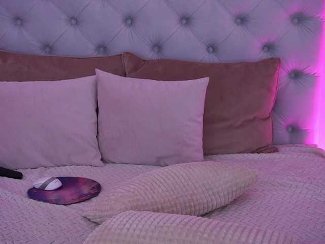 GraceHotDavies's BongaCams show and profile