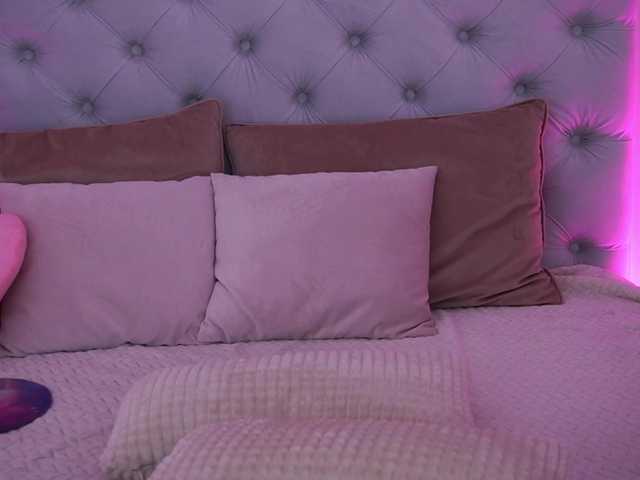 GraceHotDavies's BongaCams show and profile