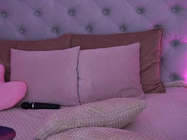 GraceHotDavies's BongaCams show and profile