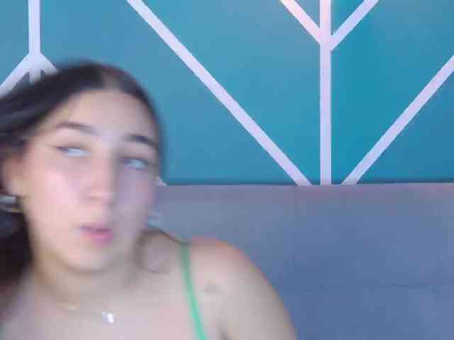 kinkyzoeandema webcam