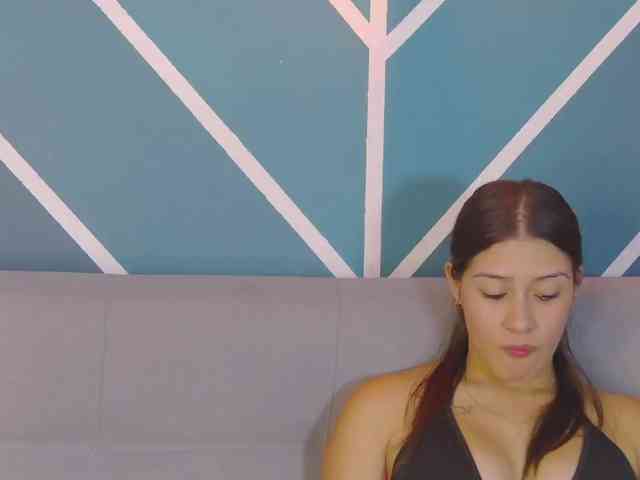 kinkyzoeandema webcam