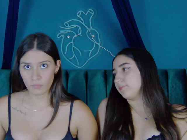 kinkyzoeandema webcam