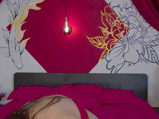 kinkyzoeandema webcam